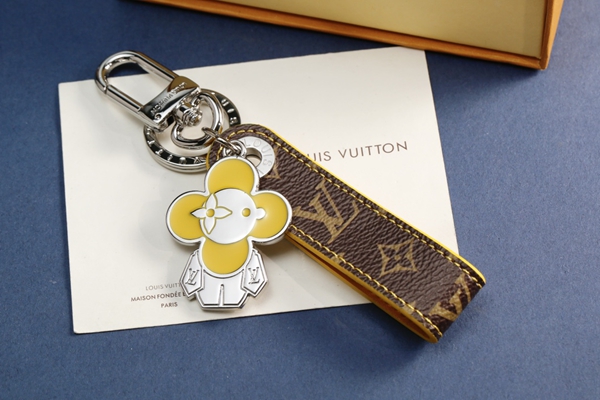 ブランドキーホルダー背面デザイン